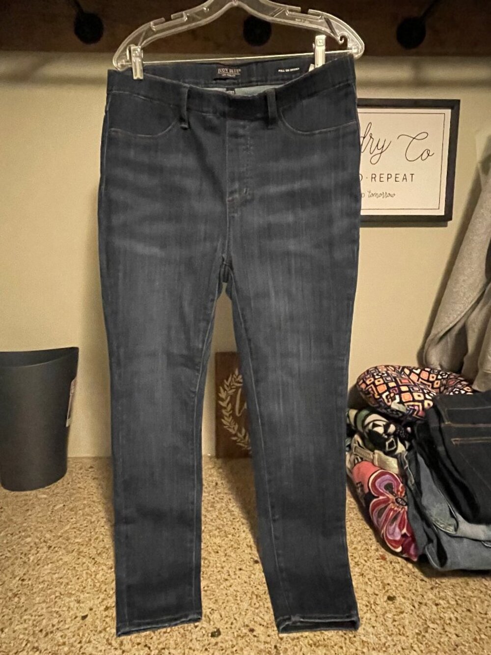 Judy Blue Pull on Skinny, Size 15/32